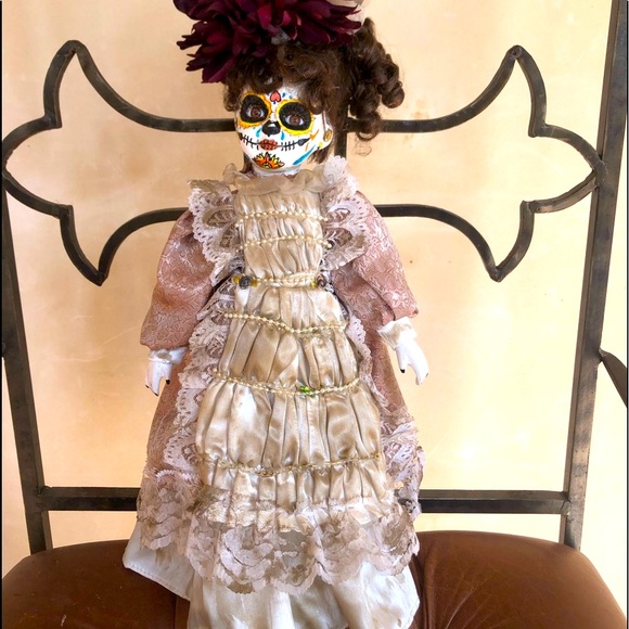 HALLOWEEN DECOR “DAY OF THE DEAD” Horror Doll OOAK - Picture 10 of 11